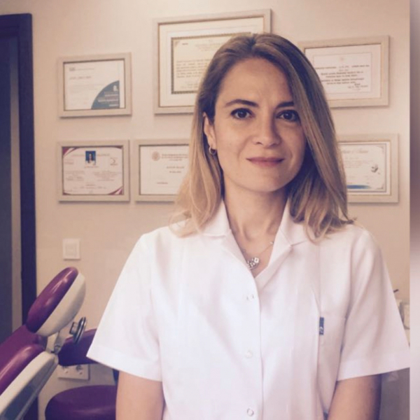 Dt. Şirin Aral YENİCİ